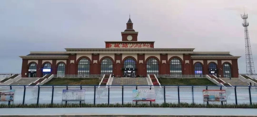 邯鄲到塔城物流專線-貨運(yùn)直達(dá)-直送各區(qū)域-專業(yè)物流管理服務(wù)